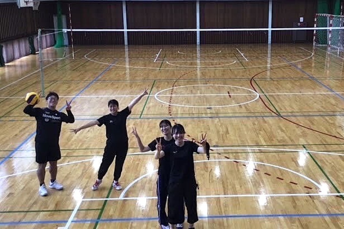 46-01 保健医療学部バレーボール部 IMG_1287