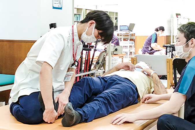 リハ学科理学療法学専攻