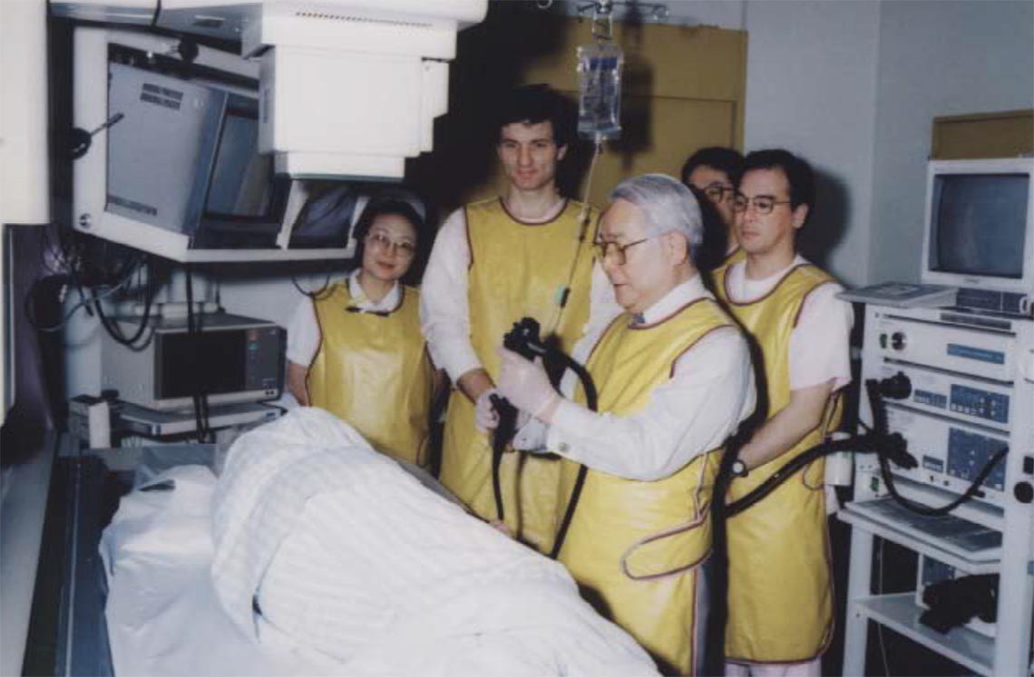 1994年（平成６年）昭和大学消化器内視鏡国際研修センター開設