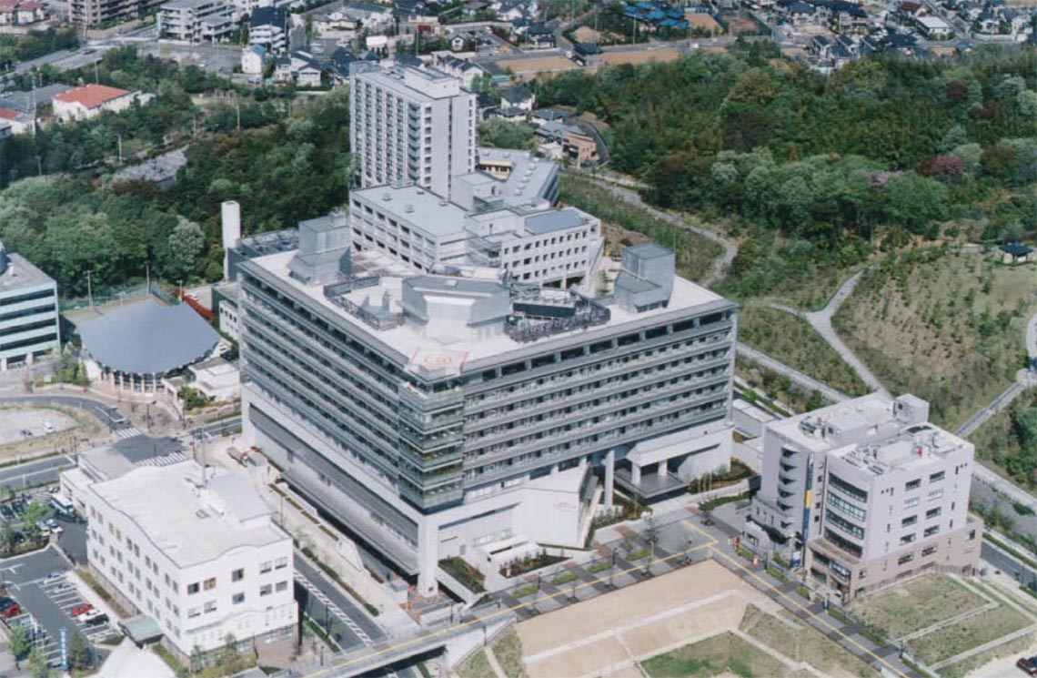 2001年（平成13年）横浜市北部病院竣工