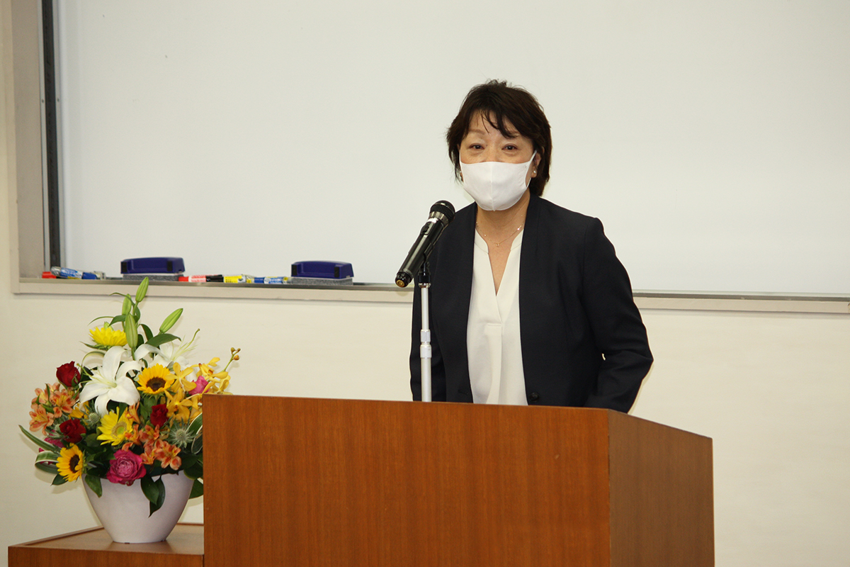 来賓挨拶:増田千鶴子 統括看護部長