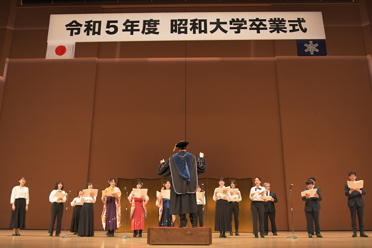 005_R5大学卒業式
