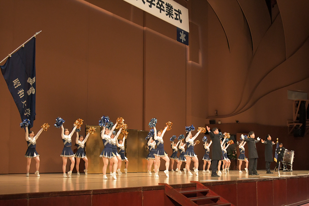 006_R5大学卒業式