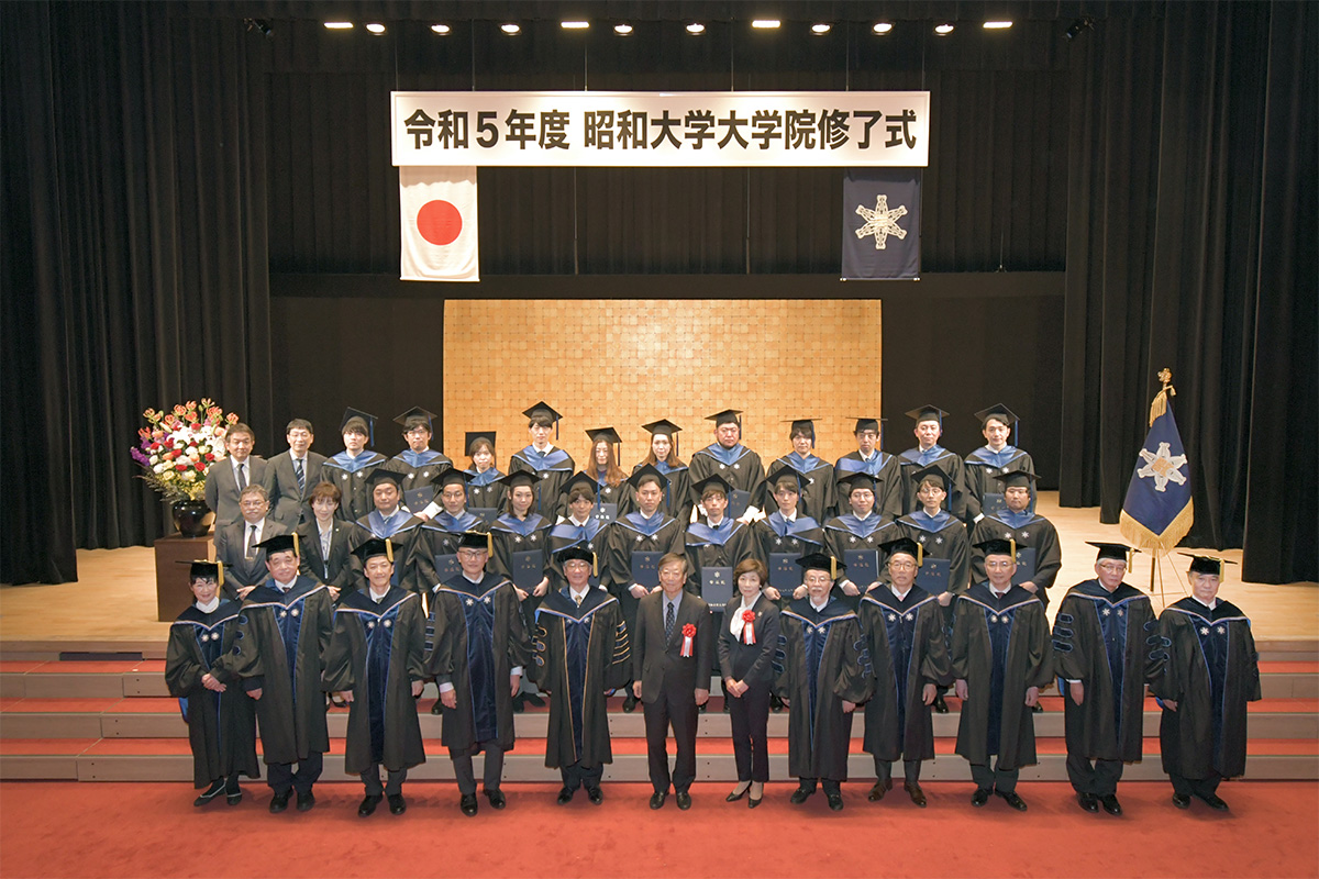 11記念撮影：医学研究科