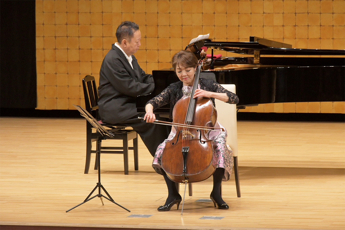 01_洗足学園音楽大学・荒庸子教授による演奏