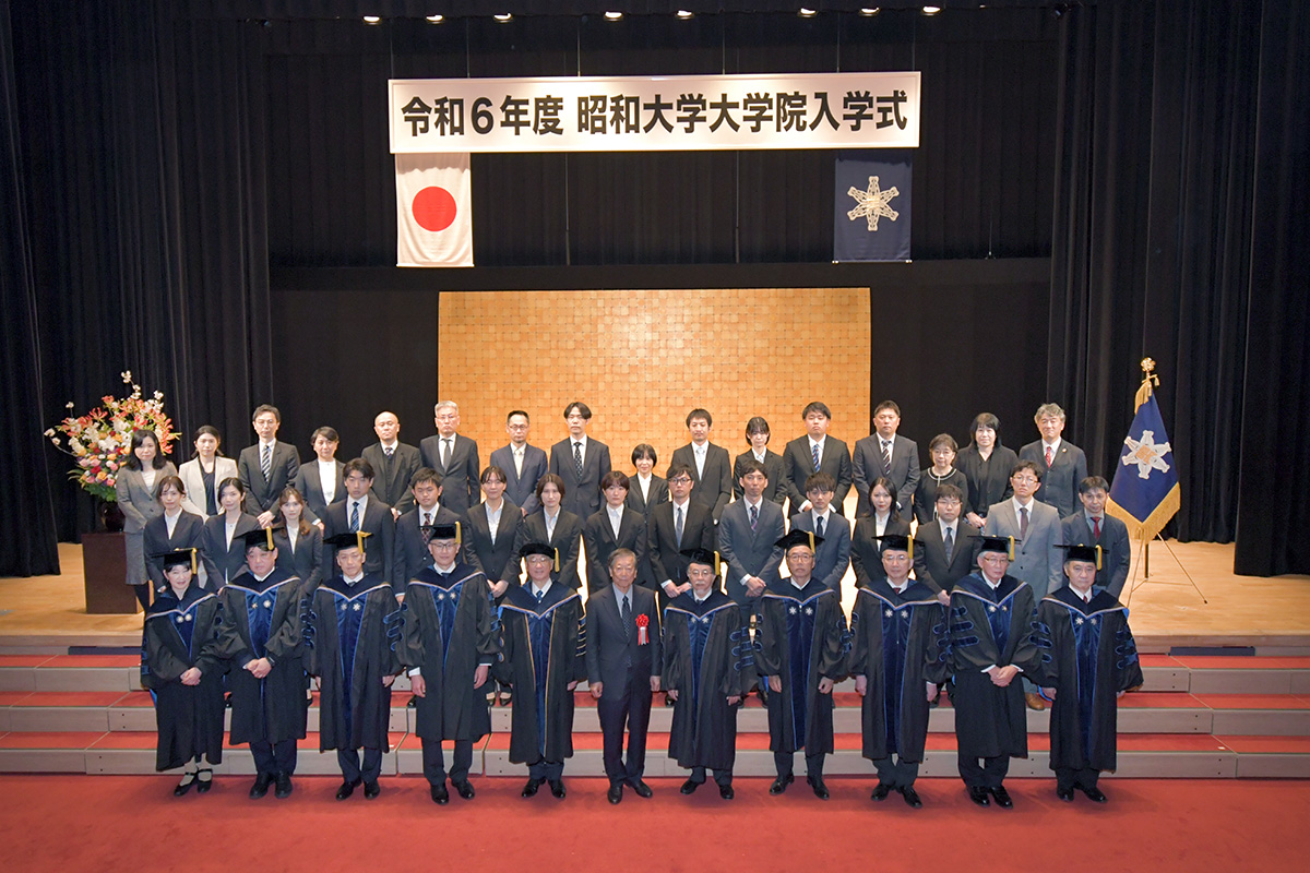 08_記念撮影:保健医療学研究科