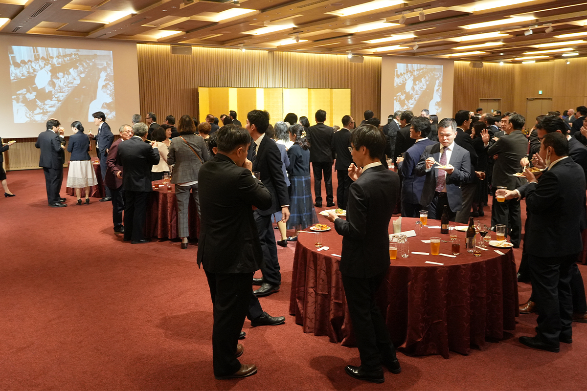 010_薬学部60周年