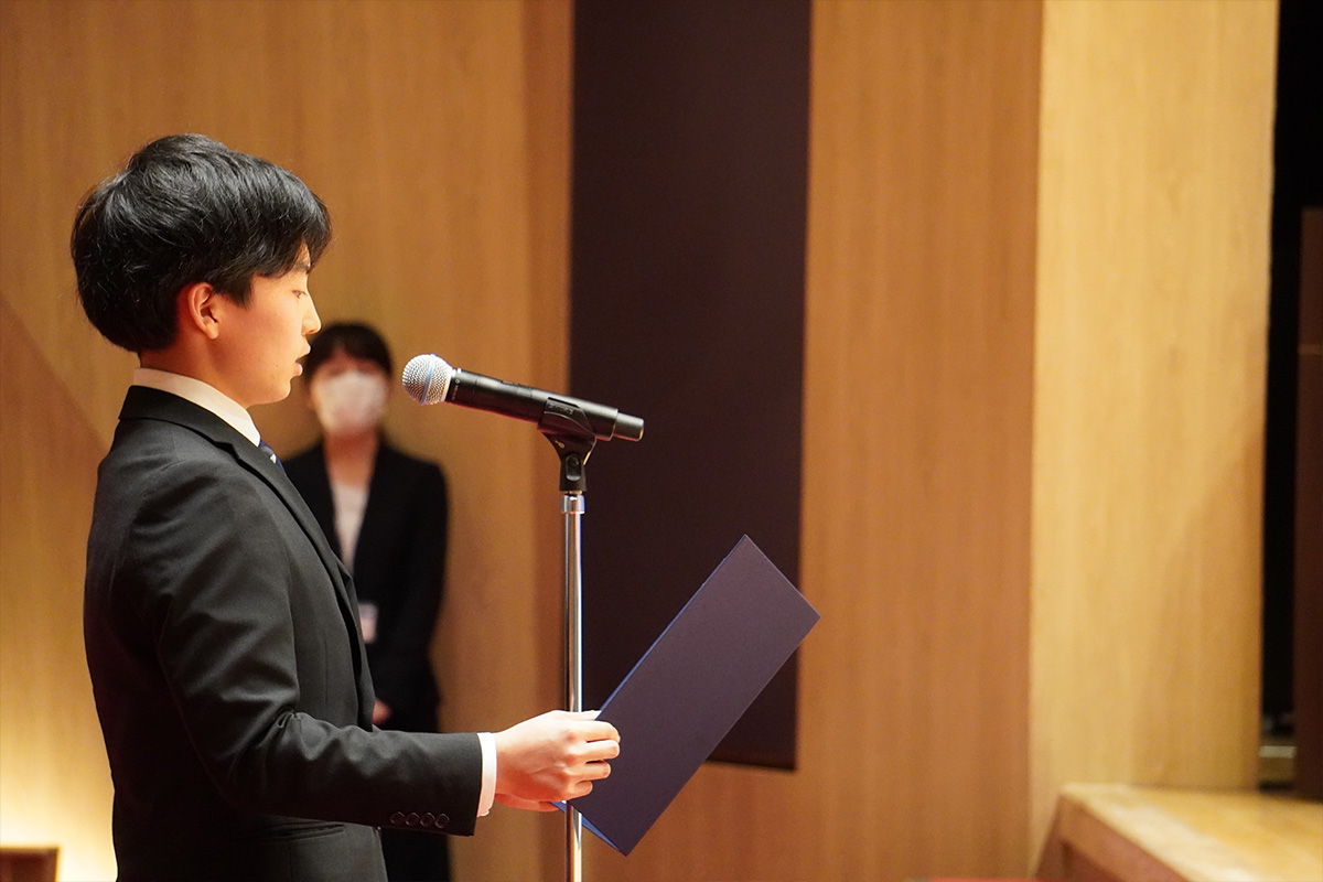04_代表者の昭和大学宣言
