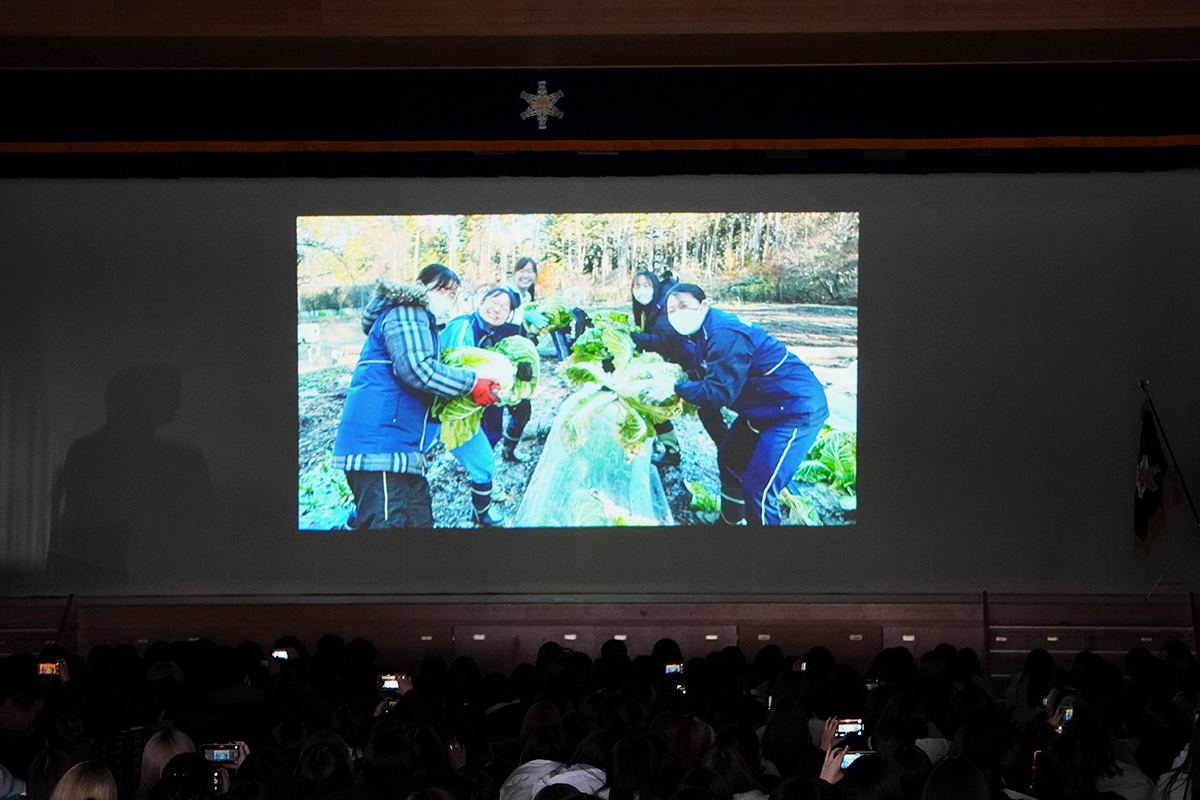 退寮式_思い出の記念動画上映