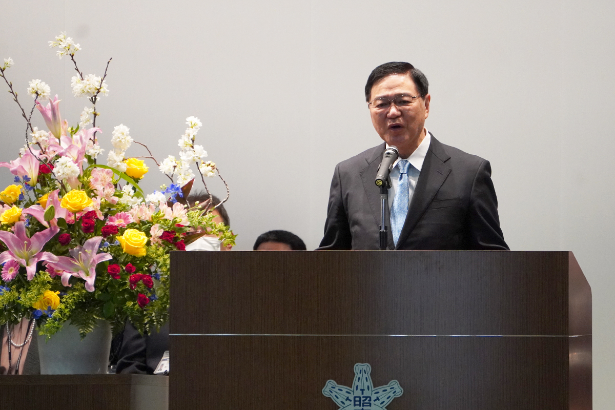 挨拶：小川良雄富士吉田教育部長