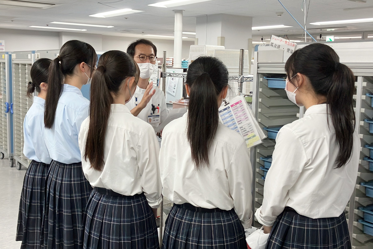 04_病院見学の様子