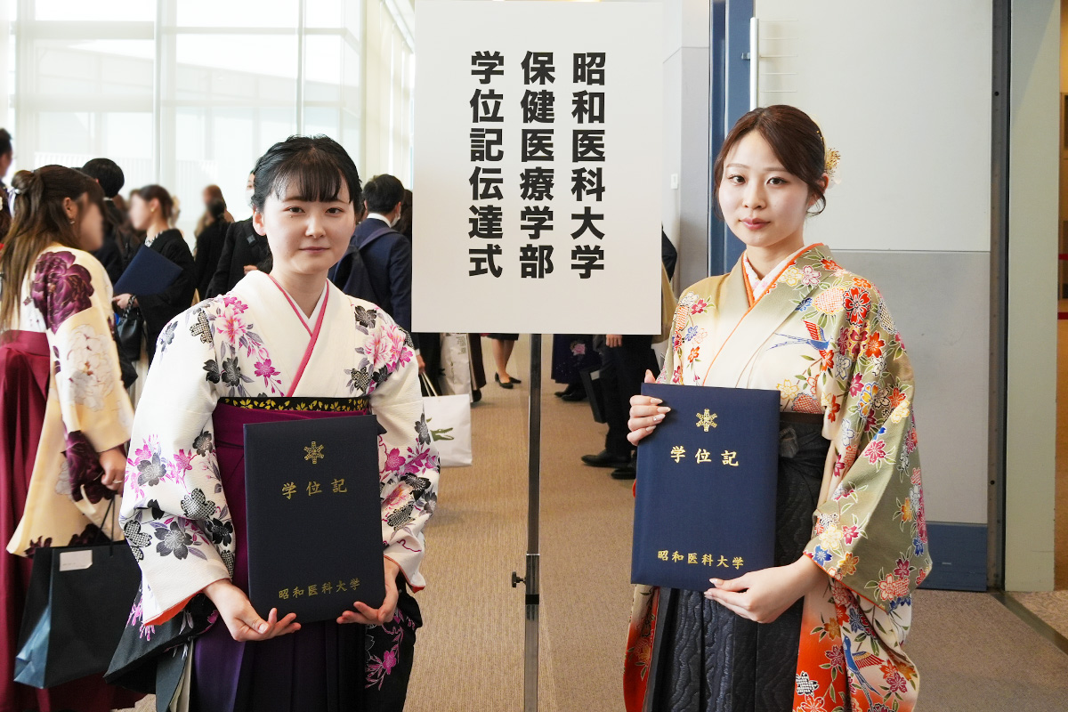 15_卒業生の皆さん