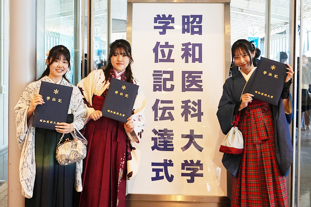 17_卒業生の皆さん