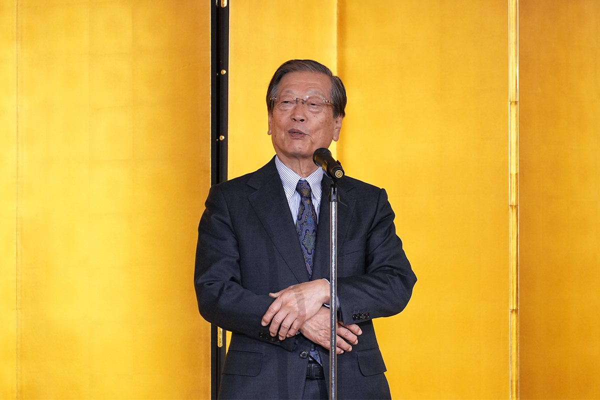 01_挨拶：小口勝司理事長