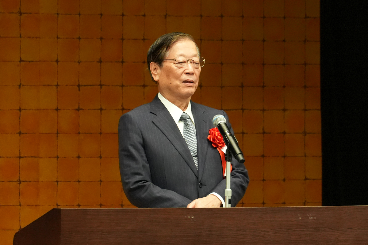 04_祝辞：小口勝司理事長