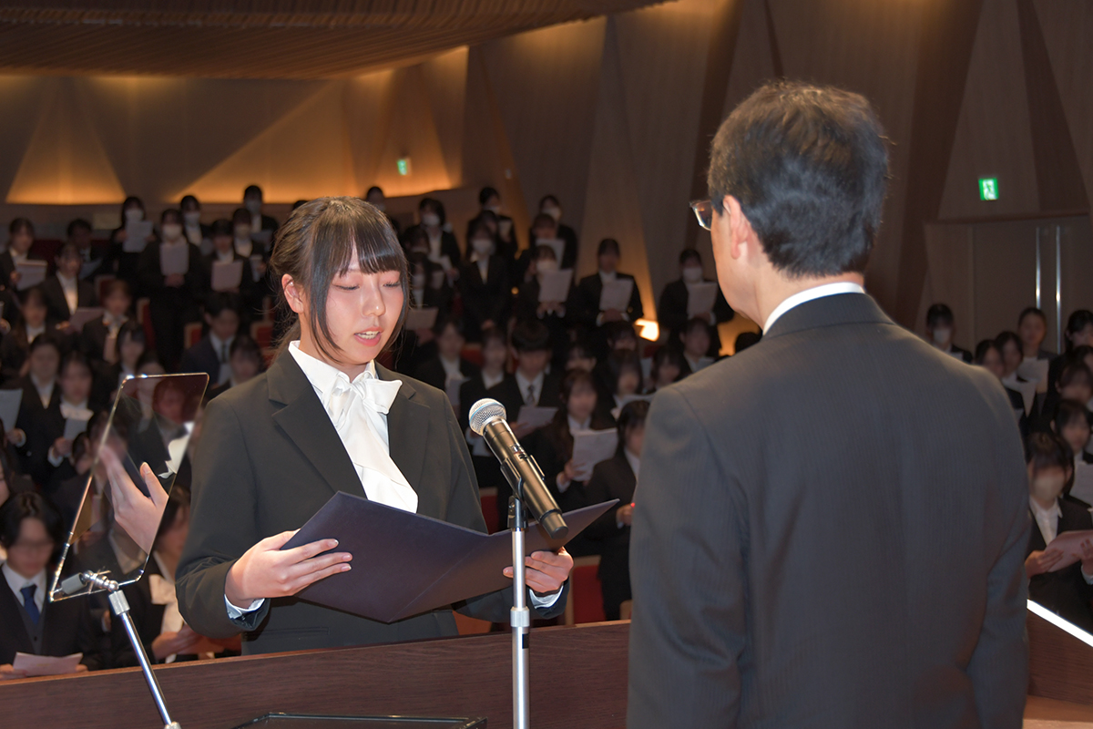 05_新入生代表による昭和医科大学宣言